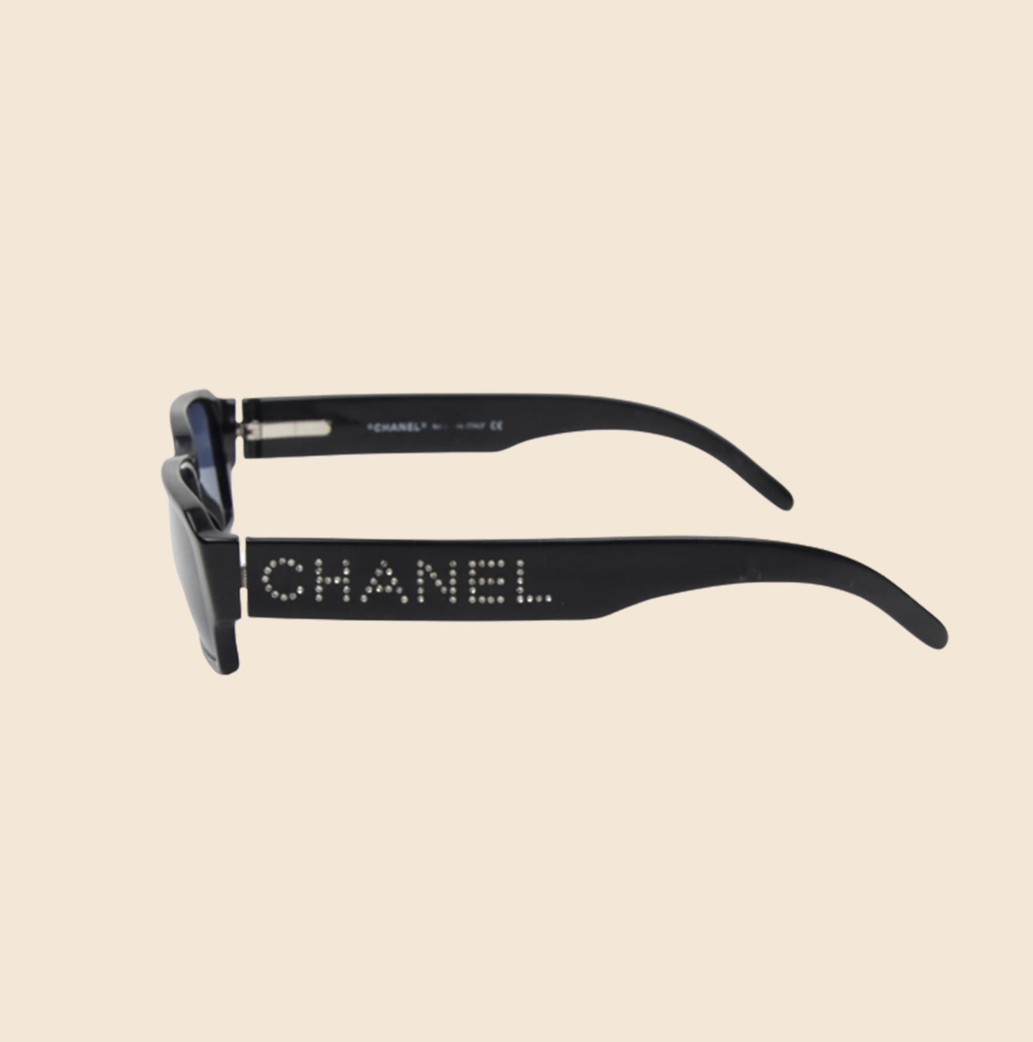 VINTAGE AUTHENTIC BLACK CHANEL CRYSTAL CC LOGO SUNGLASSES