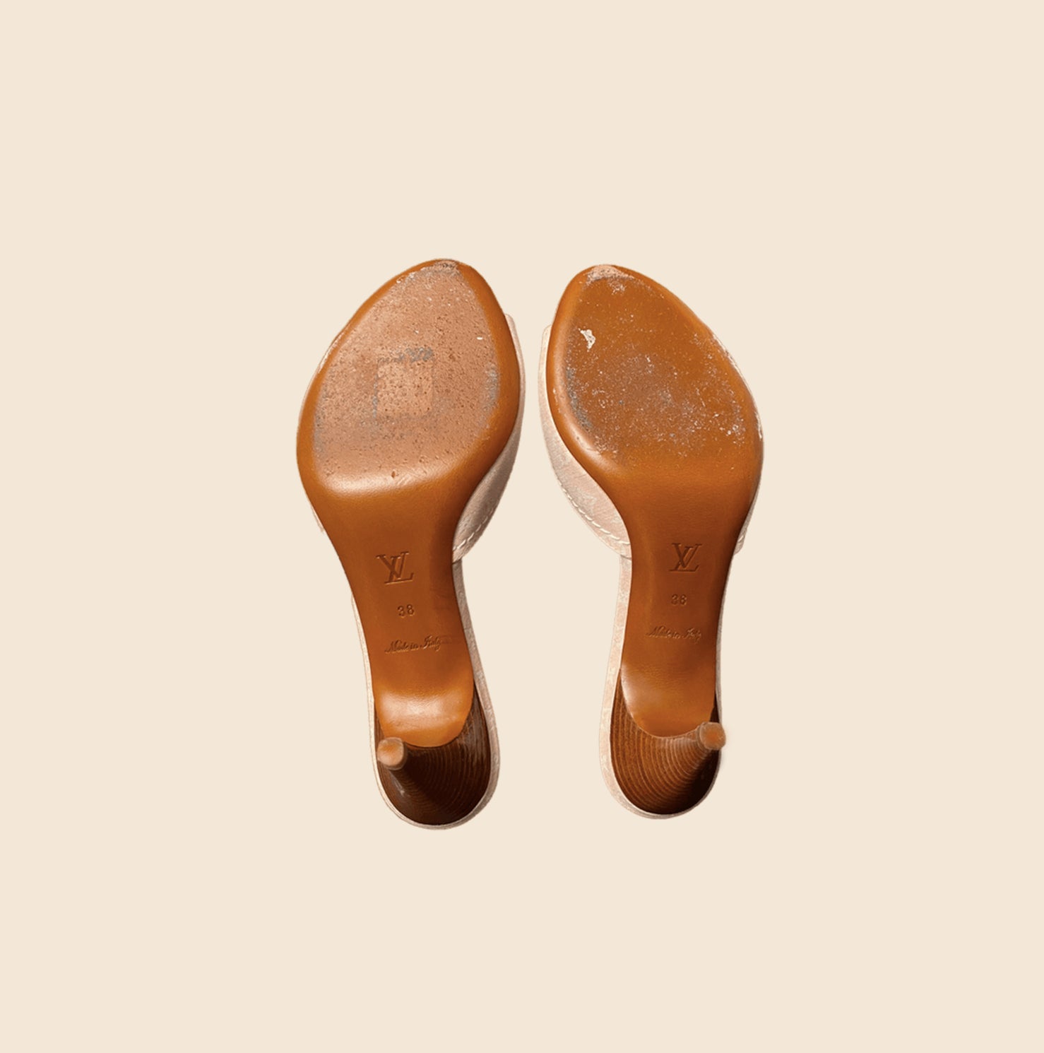 LOUIS VUITTON Monogram Cream Canvas Patent Leather Bow Kitten Heels, Size 6